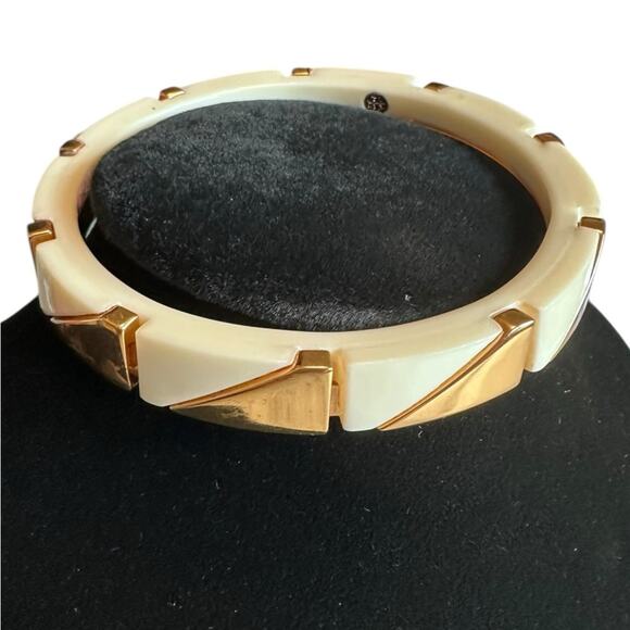 Tory Burch - Connor Stackable Gold and Ivory Geometric Bangle Bracelet - Picture 2 of 10